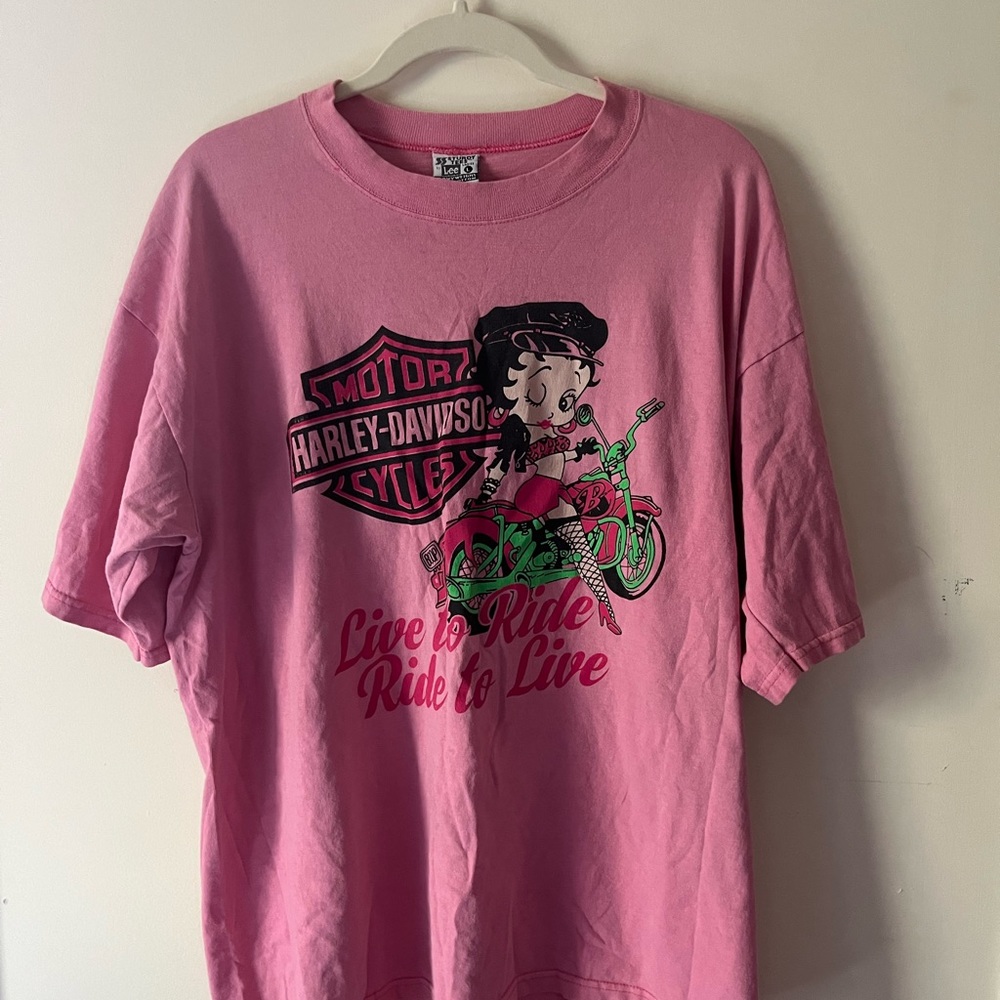 Vintage pink large betty boop t-shirt, lightly worn